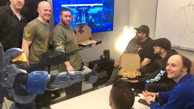 343 Industries are getting too much pizza
