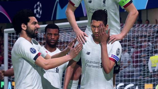 Virgin Media tweet at EA Sports offering help with their server issues