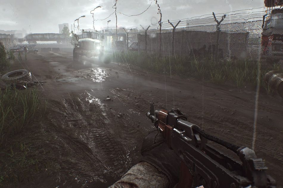 Picture of a player moving around with a gutted AK rifle in Escape from Tarkov