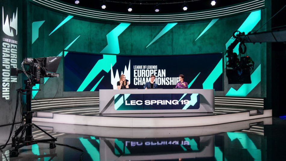 League of Legends LEC studio 