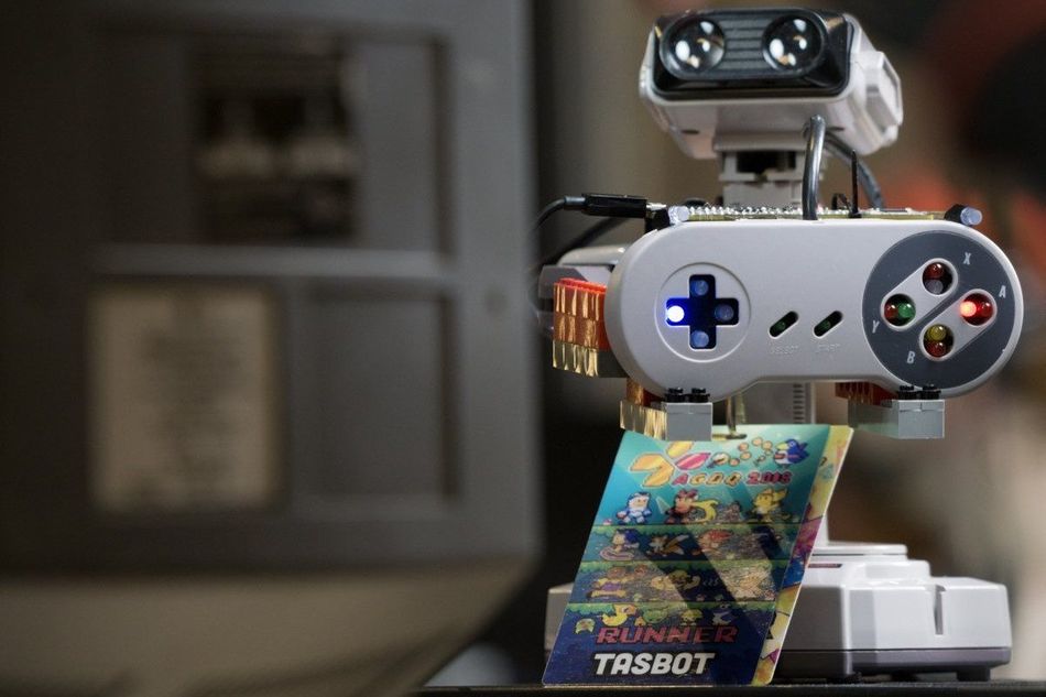 Picture of the TASBot that participates in speedrunning events