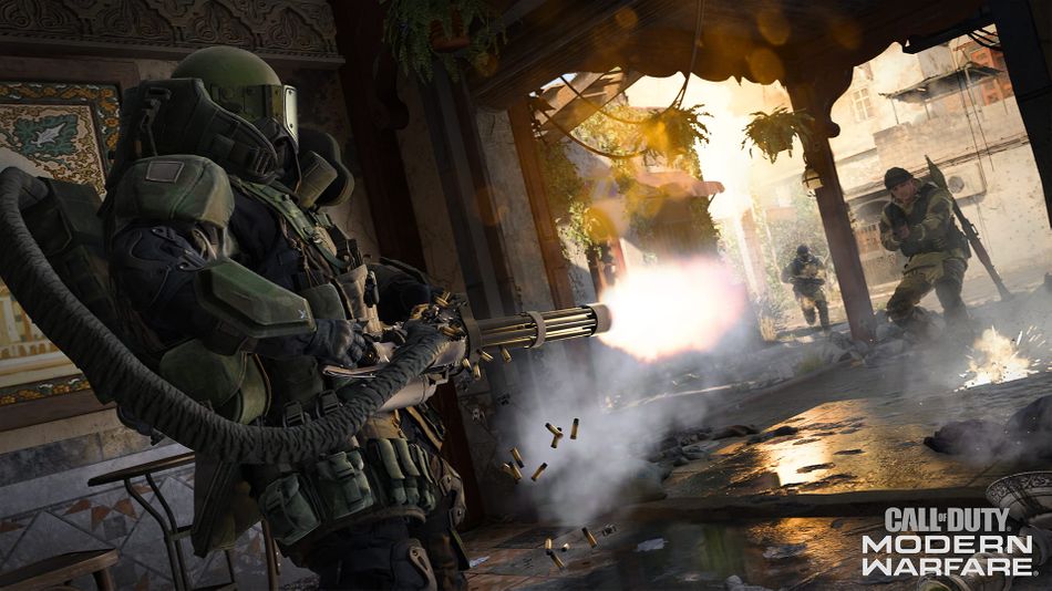 Modern Warfare screenshot showing a juggernaut firing a minigun