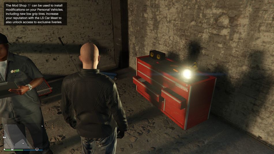 GTA Online - The USB is in front of the radio on the table