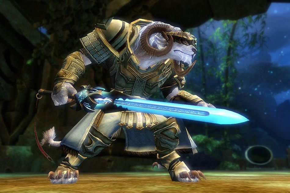Picture of a Charr holding the Scion's Claw sword in Guild Wars 2