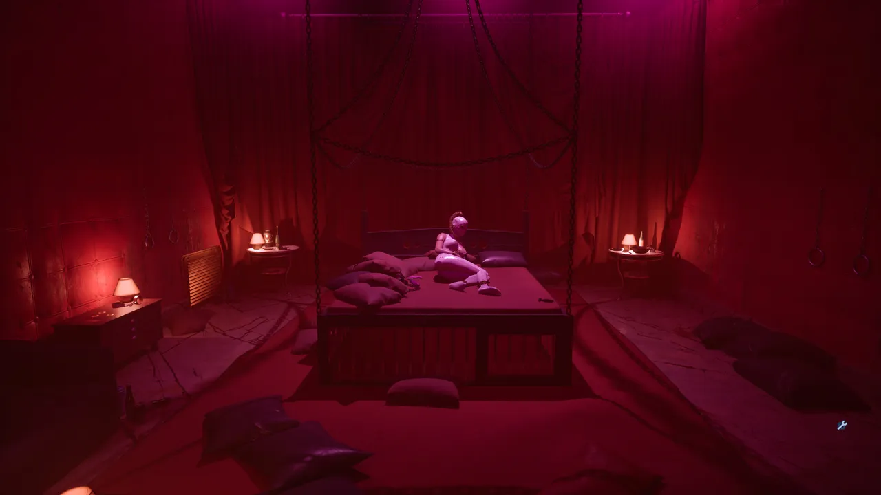 Cosy - Bedrooms in Marlow's mansion come with chains as standard