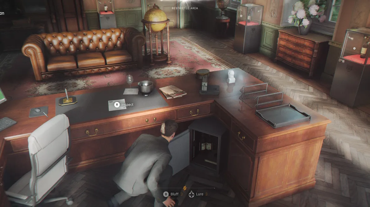 007: First Light - How to find the code for the safe inside the hotel manager's office